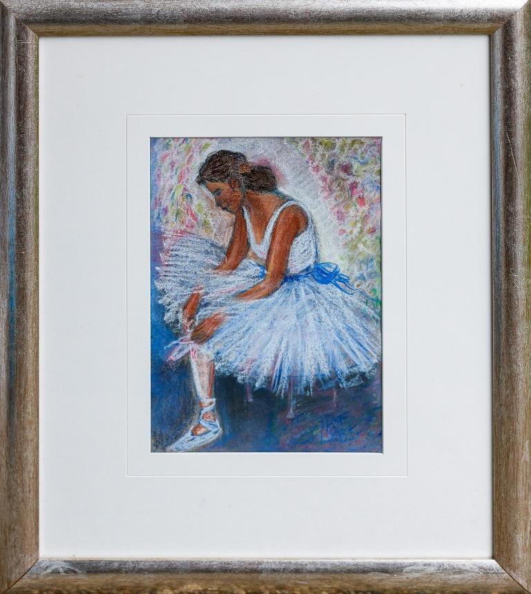 Elegancija tišine – Balerina u trenutku introspekcije